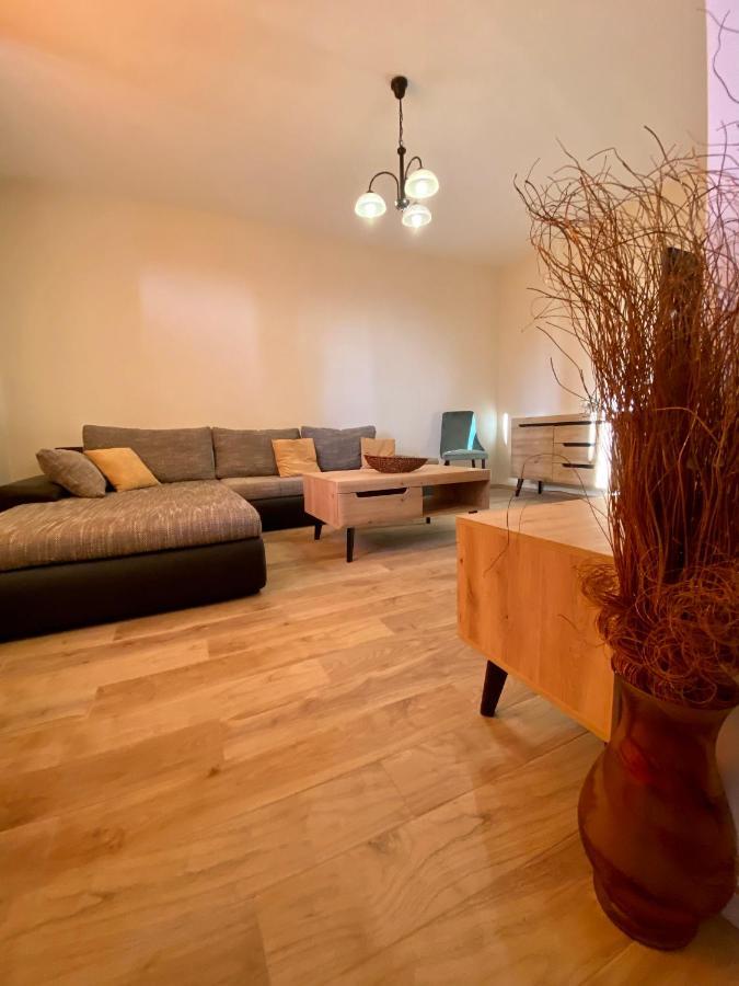 Apartment With Balcony And Free Parking Zadar Buitenkant foto