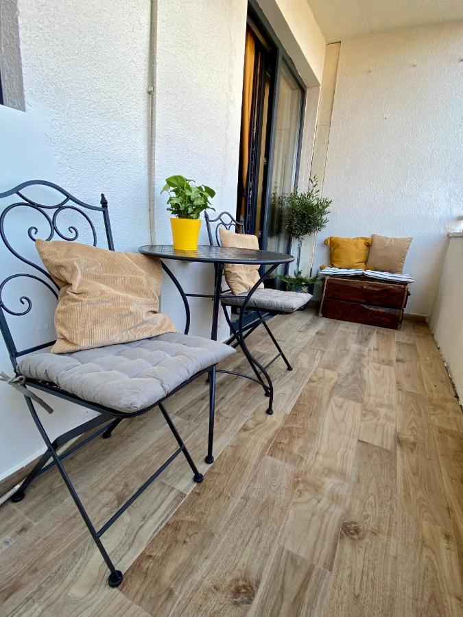 Apartment With Balcony And Free Parking Zadar Buitenkant foto